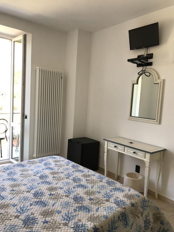 Sandra Villa Rooms Corniglia Exteriér fotografie